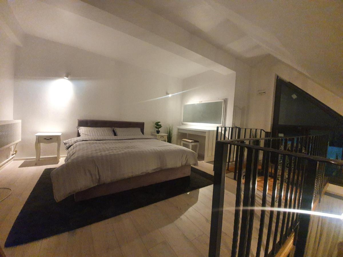 Pensiunea Relax Curtea De Arges Luaran gambar