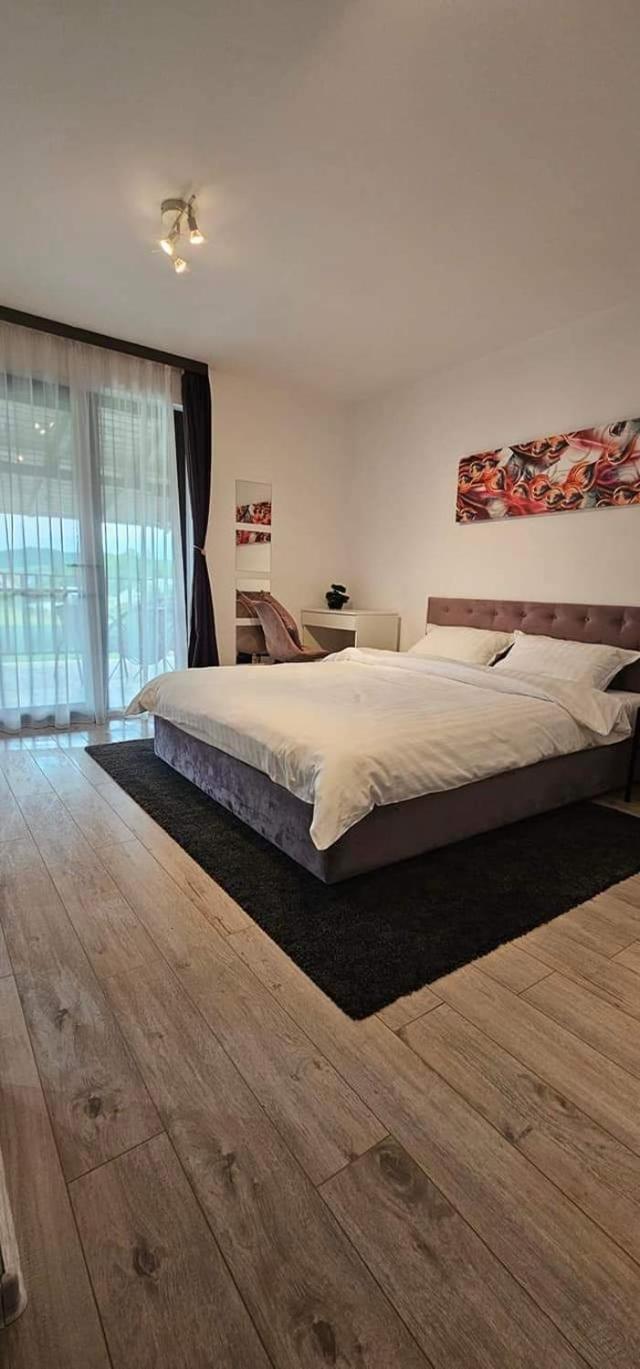 Pensiunea Relax Curtea De Arges Luaran gambar