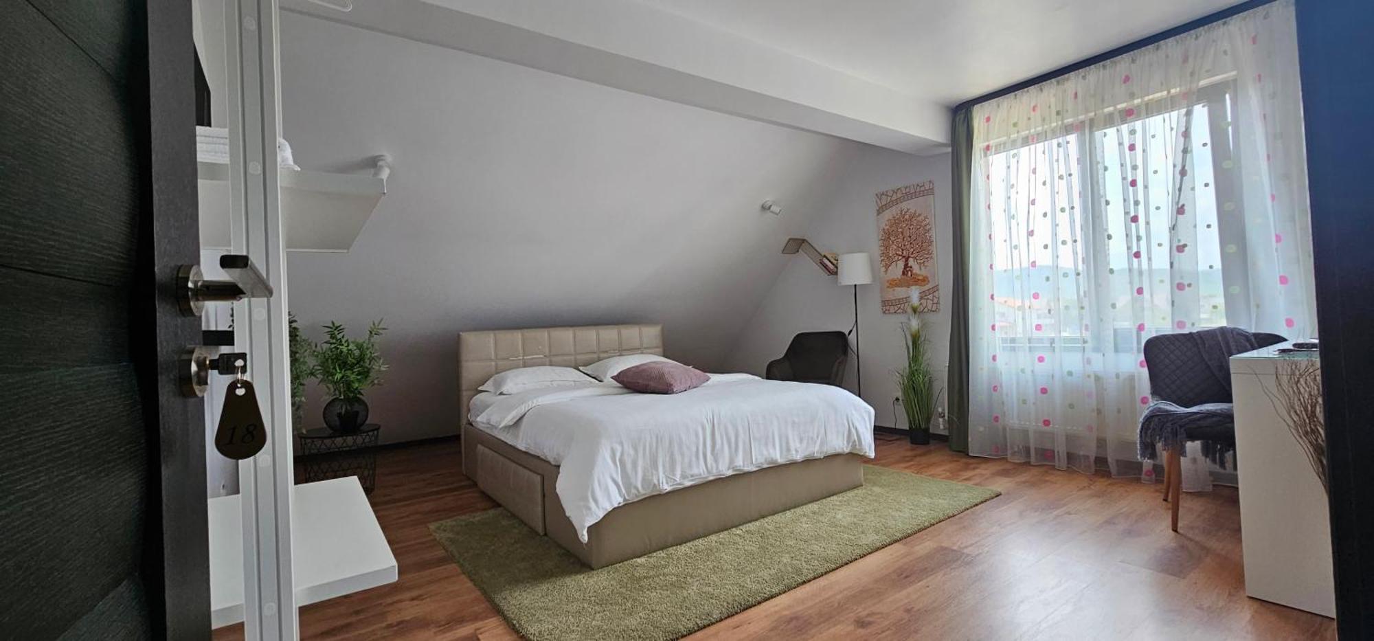 Pensiunea Relax Curtea De Arges Luaran gambar